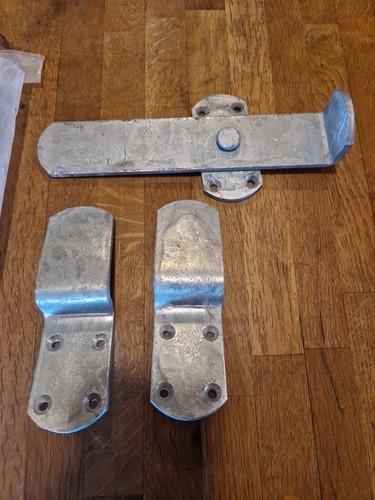 Kick bolt latches for - bolt,